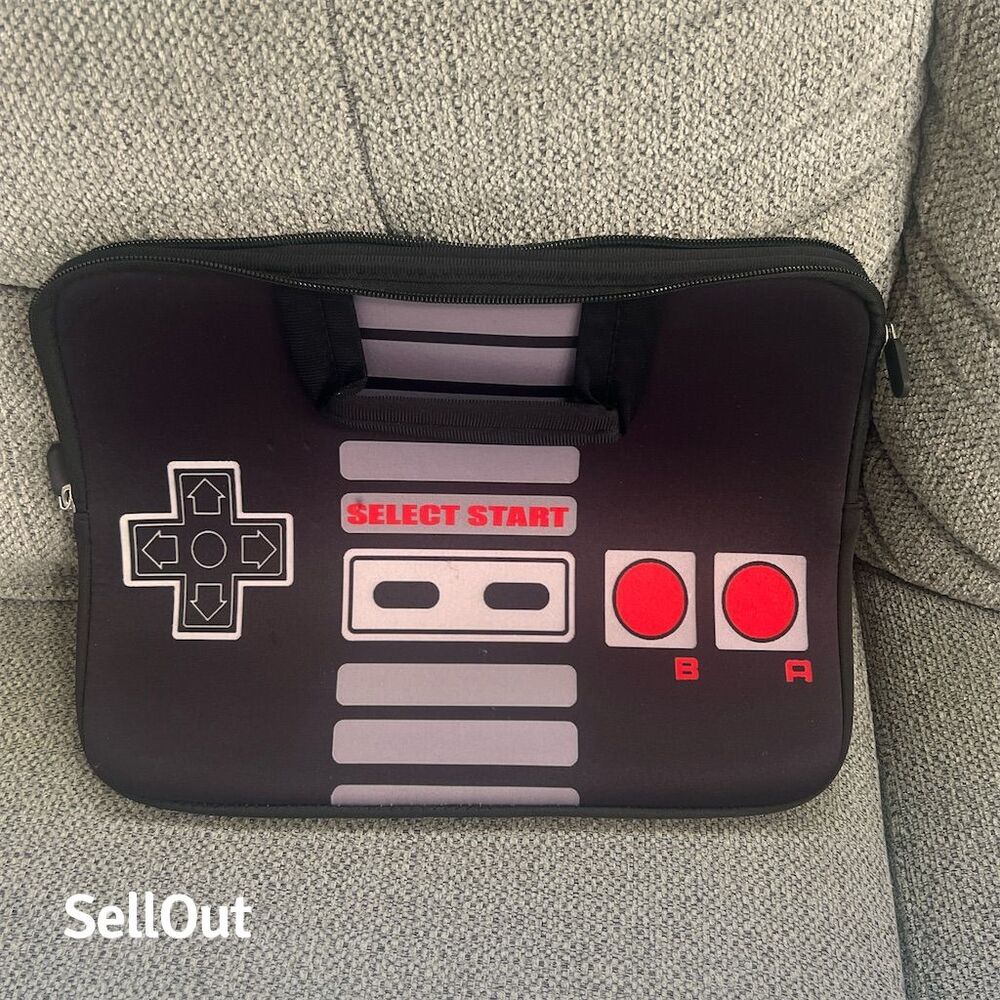 Retro NES Controller Design Laptop Sleeve Case Multicolor